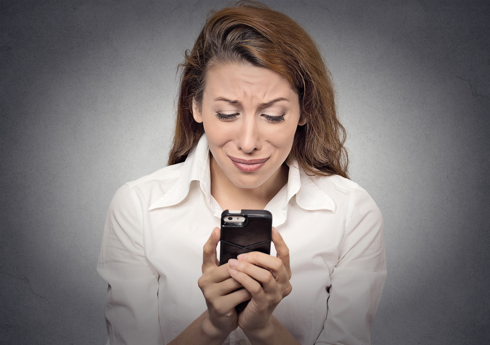 Jste v ohrožení? Policii můžete poslat i SMS! Zapište si číslo!