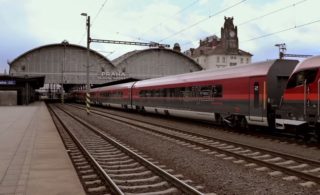 POZOR! Oprava pražského Hlavního nádraží změnila jízdní řád
