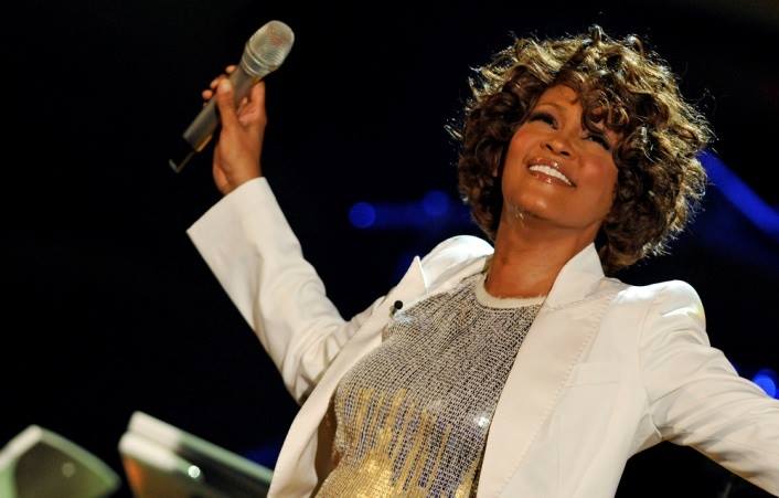 VIDEO: Před 3 roky odešla Whitney Houston! Zemře dnes i&nbsp;její dcera?