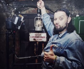 FOTO: Ruda točí tajný projekt! S&nbsp;ohněm vstoupil do zakázaných prostor