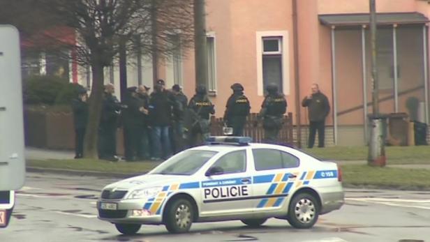 V Jihlavě zastřelili řidičku z protijedoucího auta. Policie hledá střelce