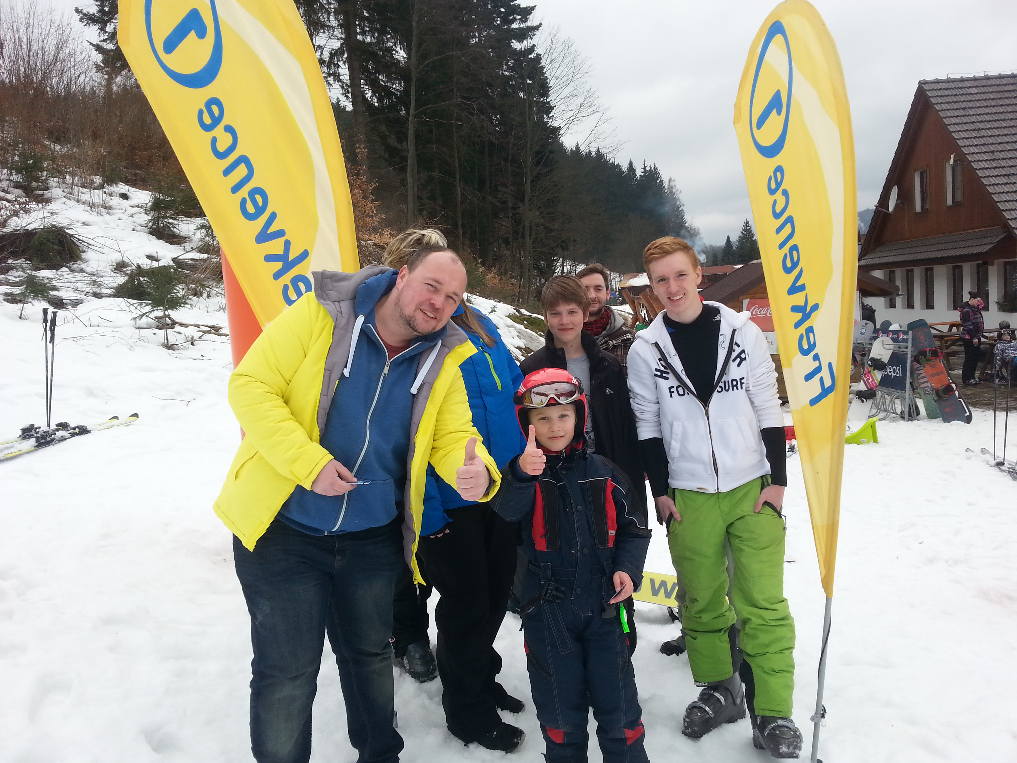 FOTO: Rozdávali jsme skipasy na&nbsp;Karolince! Příští stanice: Harrachova