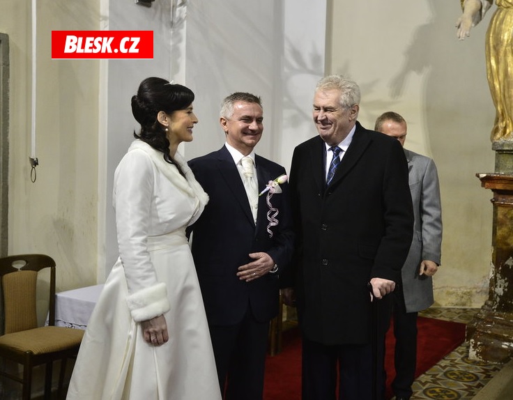 FOTO: Kancléř Mynář se oženil s Noskovou! Svědčil jim Zeman