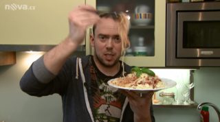 RECEPT: Poslední výstup Ládi Hrušky na&nbsp;Nově! Diváky učil levné špagety
