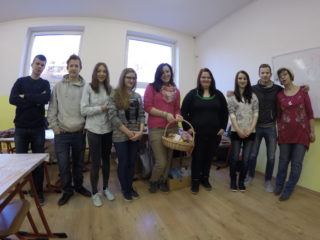 FOTO: Další snídani jsme přivezli studentkám do Berouna!