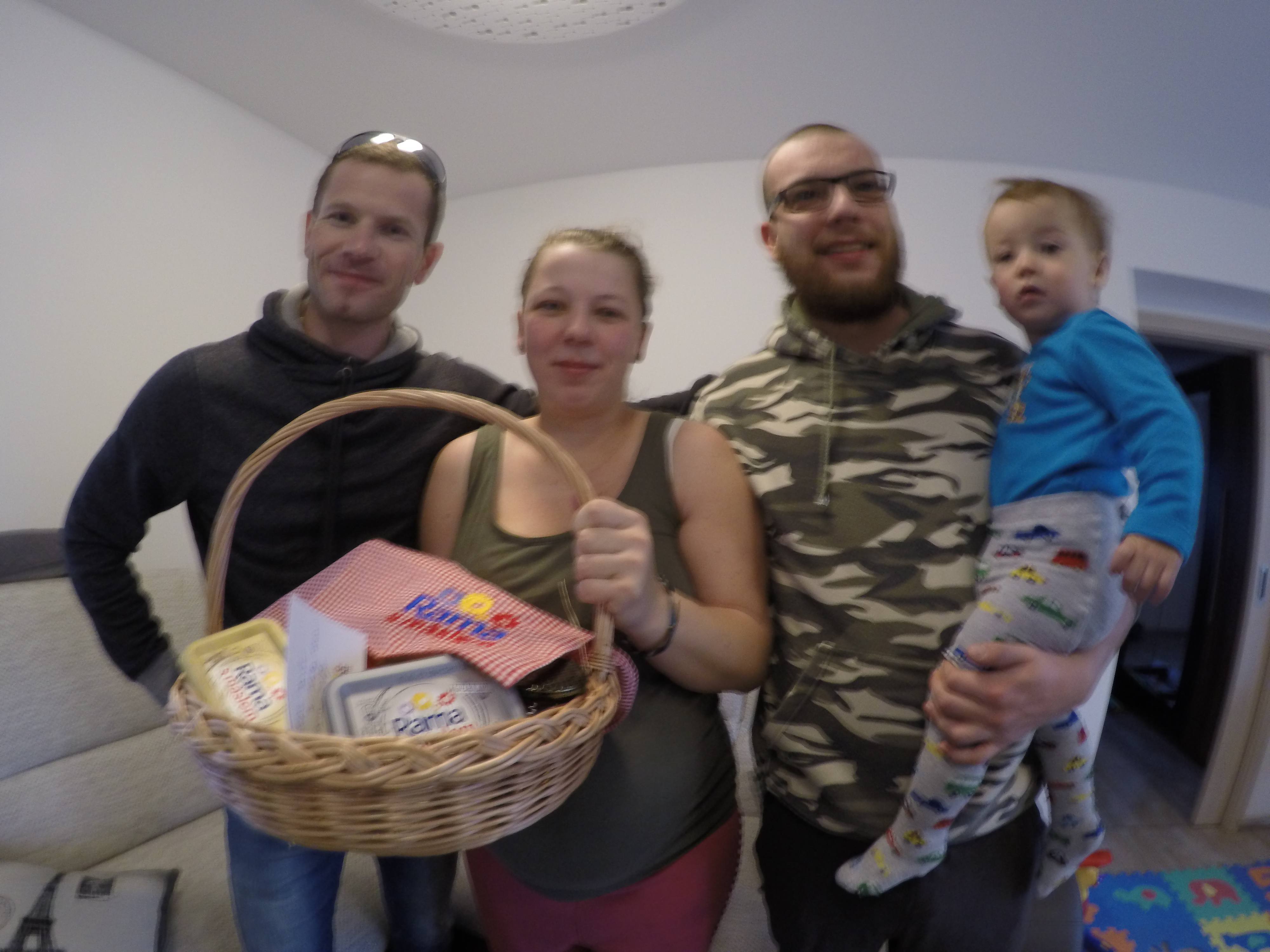 VIDEO: Frekvence 1 dovezla snídani těhotné Martině! Podívejte se, jakou měla radost