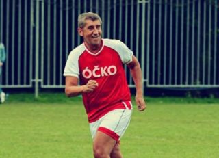 ŠOK: Babiš střídá Peltu! Ministr financí ovládne i&nbsp;český fotbal!