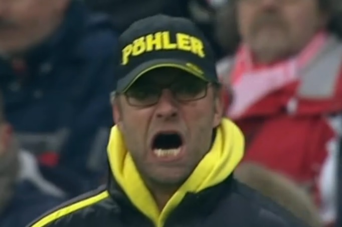VIDEO: Německo se baví! Takhle si dělají legraci z&nbsp;kouče fotbalistů Dortmundu!