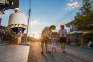 Dámský klub: Přijde vám kamerový systém ve městech dostatečný?