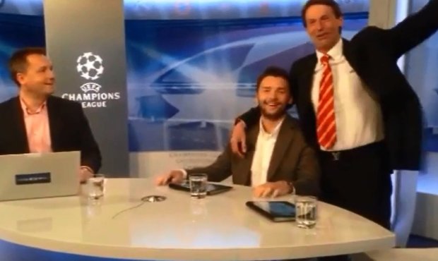 VIDEO: Franz Straka řádil! Takhle šílel při&nbsp;vítězství Bayernu 6:1