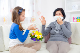 Teplé počasí láká do přírody. Alergici by se ale měli mít na&nbsp;pozoru