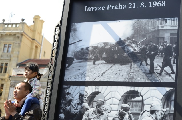 V roce 1968 jsme vás ochránili! Ruský dokument obhajuje okupaci