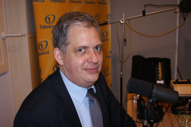 Jiří Dienstbier: Jsem feminista. Ohrožení bílého heterosexuálního muže je nesmysl