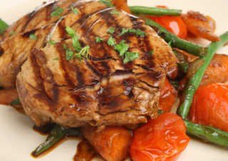 Světové speciality na&nbsp;grilu: Australský steak z&nbsp;tuňáka!