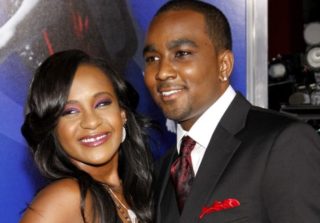 Za smrt dcery Whitney Houston prý může její přítel. Měl jí dát smrtící koktejl!