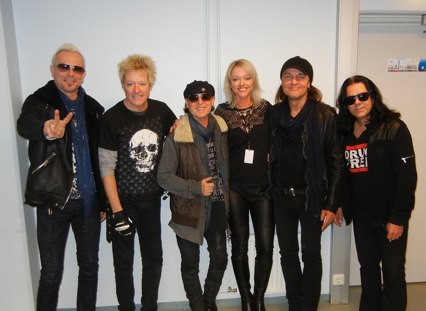 FOTO: Gottova dcera strávila léto s&nbsp;kapelou Scorpions! Podívejte se