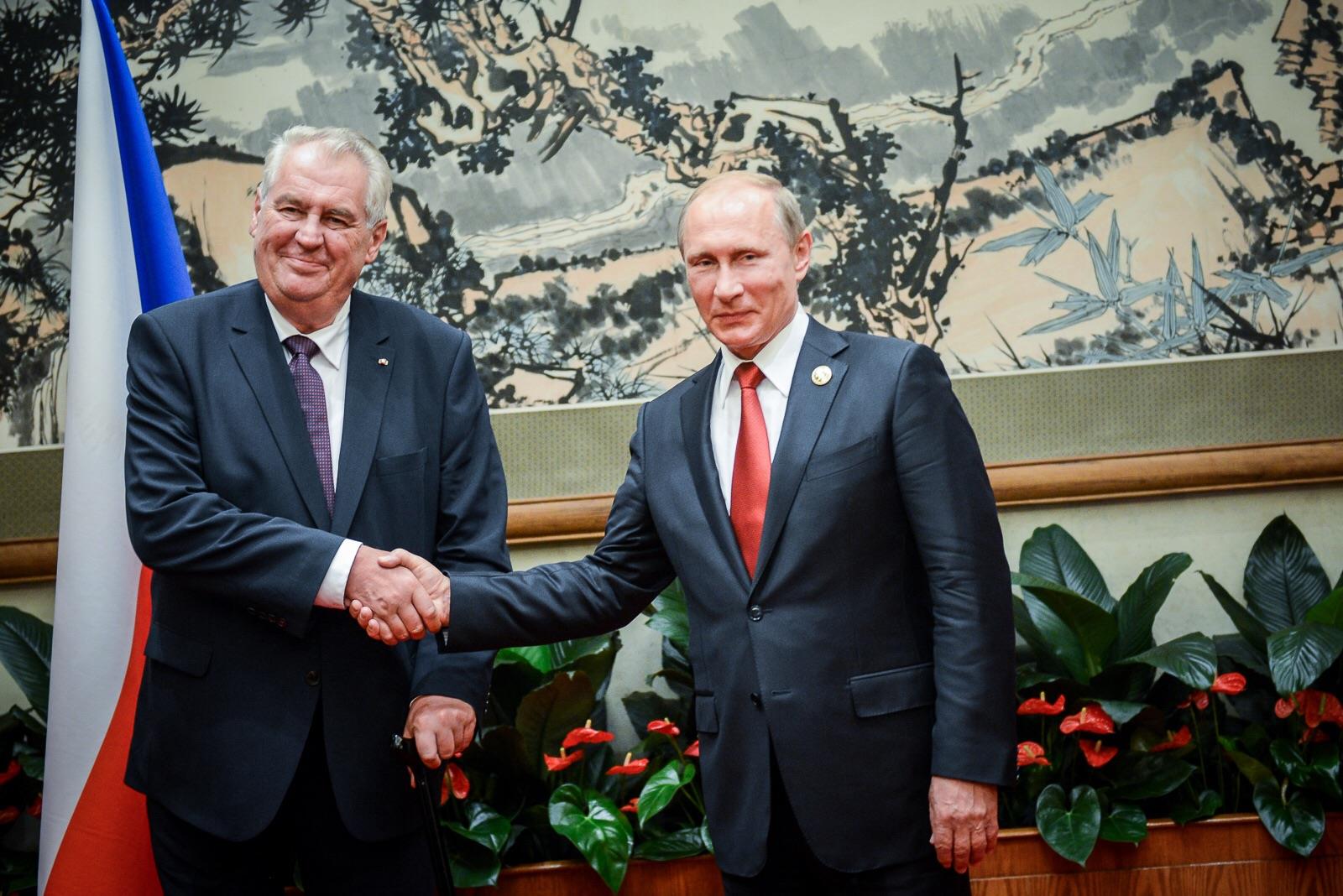 GALERIE: Zeman jednal v&nbsp;Pekingu s&nbsp;Putinem! O&nbsp;islámském státu a&nbsp;obchodu
