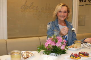 ROZHOVOR: Frekvence 1 v&nbsp;terénu! Sladké mámení Heleny Vondráčkové