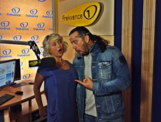 Ruda a&nbsp;Miluška: Zahráli si na&nbsp;Muldera a&nbsp;Scullyovou! Hledali prachy z&nbsp;peněženky