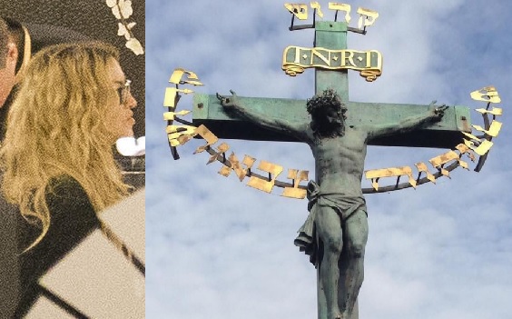 FOTO: Madonna je v&nbsp;Praze! Před koncertem si prohlédla Karlův most