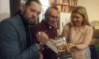 Ruda pokřtil sadistickou knihu Richarda Skláře! Poslechněte si rozhovor