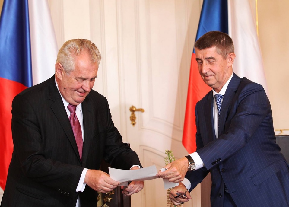 Zeman bude s&nbsp;Babišem jednat o&nbsp;ministerstvu práce v&nbsp;sobotu