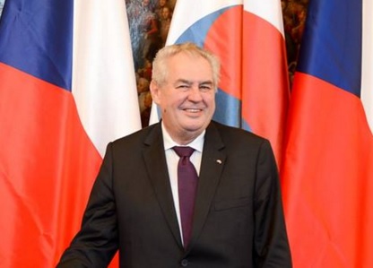 Prezident chce zavést vlastní přijímací testy pro&nbsp;uprchlíky! Budou v&nbsp;nich i&nbsp;zastávky vlaků