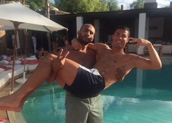 VIDEO: Fotbalista Ronaldo se svým údajným milencem na dovolené! Podívejte se