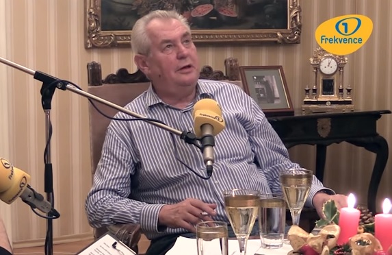 Prezidentovi se nabourali do schránky! Prokoukli jeho heslo tlačenka