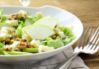 RECEPT FREKVENCE 1: Vyzkoušejte salát Waldorf!