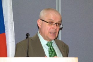 Expremiér Špidla leží v&nbsp;IKEMu! Lékaři vyloučili infarkt