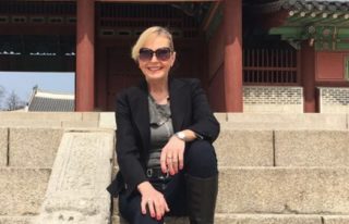 GALERIE: Helena Vondráčková na&nbsp;exkluzivních fotkách ze Soulu! Víme, co ji tam čeká