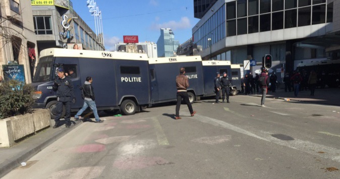 TERORISMUS: Policie provádí razie v&nbsp;Bruselu, jeden podezřelý dopaden v&nbsp;Nizozemsku