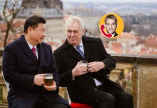 Kde jsi SI? Kde jsi SI? Plakal prezident v&nbsp;ranní show Frekvence 1