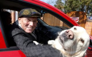 Karel Gott: Hledám svůj hlas! S&nbsp;nadějí, že se vrátí