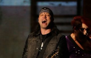 Máte krém na&nbsp;upalování, zavolal Ruda na&nbsp;čarodějnice do lékárny! To musíte slyšet