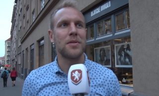 Fotbalisté si zpestřili přípravu na&nbsp;ME. Zašli do divadla na&nbsp;Trojana a&nbsp;spol.