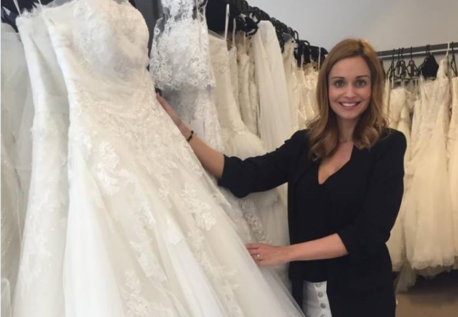 FOTO: Zprávařka Frekvence 1 Tereza Juščíková si vybírala svatební šaty! Podívejte se