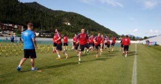 Nároďák vytváří fotbalistům pohodu. Na&nbsp;soustředění před ME mohli vzít i&nbsp;rodiny