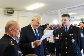 Novým šéfem ochranky prezidenta se dnes stal Zdeněk Šiman!