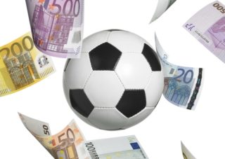 FOTBAL: Na&nbsp;mistrovství Evropy se týmům na&nbsp;bonusech vyplatí 301 milionů eur!