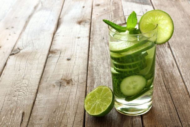 VIDEO: Recept na okurkovou limonádu. Super letní nápoj!