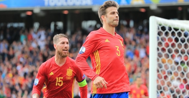 Španělský tisk o&nbsp;fotbale: Piqué dosáhl spravedlnosti, česká pevnost padla!