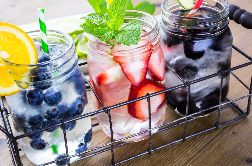 RECEPT FREKVENCE 1: Nejlevnější detox nápoj na světě. Infuzovaná voda!