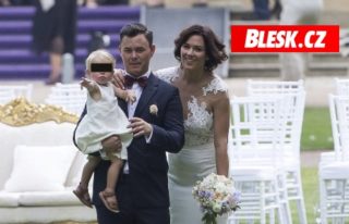FOTO: Hokejista Jiří Hudler se oženil! Koho si vzal?