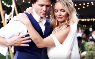 VIDEO: Takhle dováděli Kuchařová a&nbsp;Brzobohatý na&nbsp;svatbě! Mrkněte na&nbsp;video