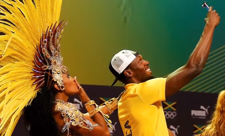 VIDEO: Největší hvězda olympiády baví. Usain Bolt na tiskovce zatancoval