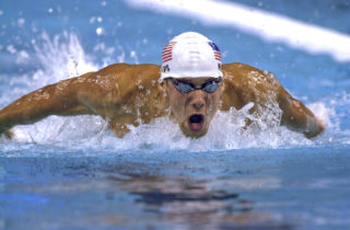 FENOMÉN! Michael Phelps si vyplaval už 21.&nbsp;zlatou medaili na&nbsp;OH, Williamsová vypadla i&nbsp;ve dvouhře