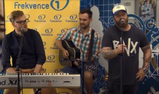 VIDEO: Kapela Eddie Stoilow představuje vznik hitu Sun Is Shining! Podívejte se