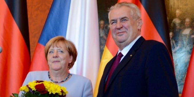 Zeman navštívil Německo, jednal tam hlavně o ekonomice